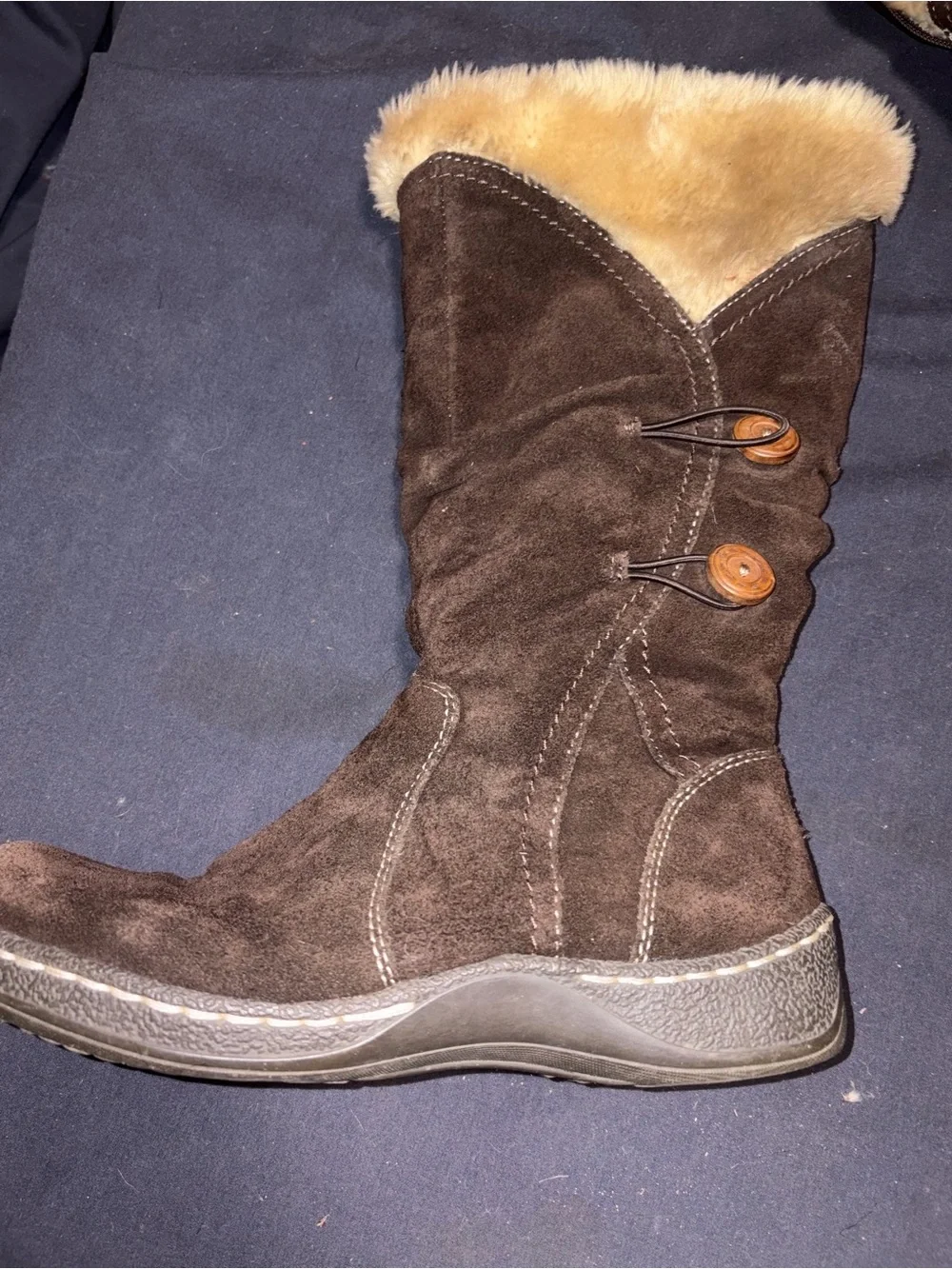 Bass Women's Dark Brown Suede Winter Boot with Faux Shearling Cuff